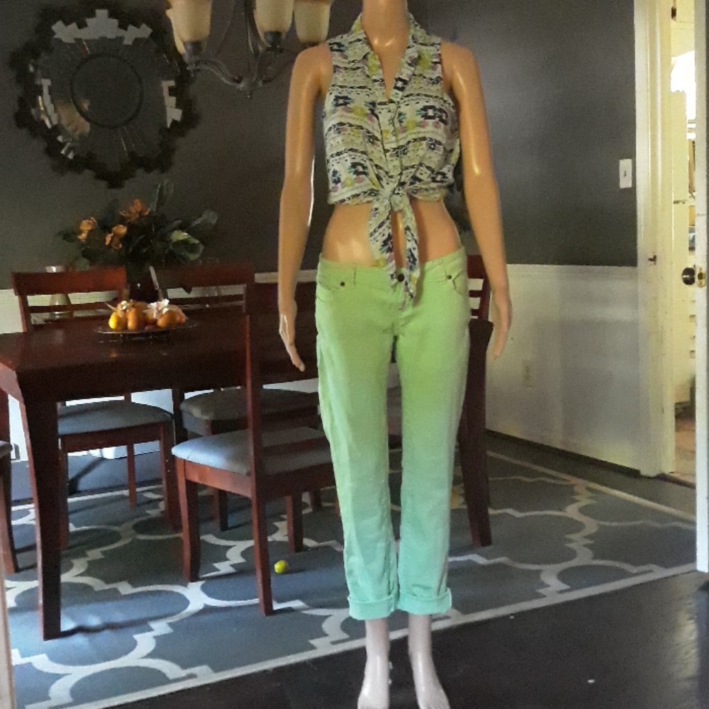 Green skinny jeans